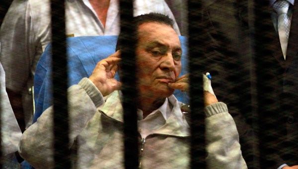 Mubarak fue derrocado en abril de 2011 durante manifestaciones que formaron parte de la primavera árabe (Foto:EFE)