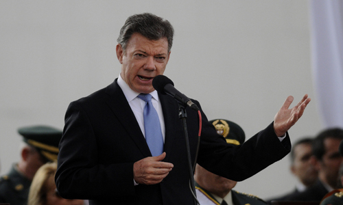 El presidente colombiano, Juan Manuel Santos, confía en el comando de transición para alcanzar el cese el fuego definitivo. (Foto: EFE)