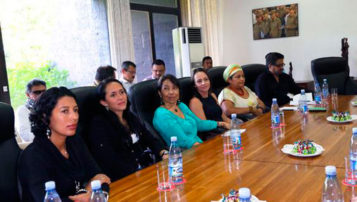 La subcomisión de género se intaló este domingo. (Foto: @FARC_EPaz)