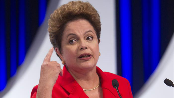 Dilma Rousseff dice que no hay denuncias contra nadie de su gabinete en el caso de supuesta corrupción en la estatal petrolera Petrobras. (Foto: EFE)