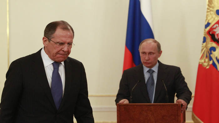El ministro de Asuntos Exteriores ruso, Serguéi Lavrov, y el presidente de Rusia, Vladimir Putin, calificaron de ilegítimas sanciones contra su país (Foto: Reuters)