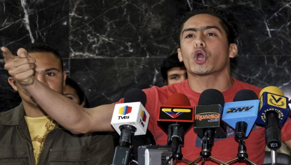 Ecuador se une al luto que embarga a los venezolanos por la perdida de su diputado más joven. (Foto: AVN)
