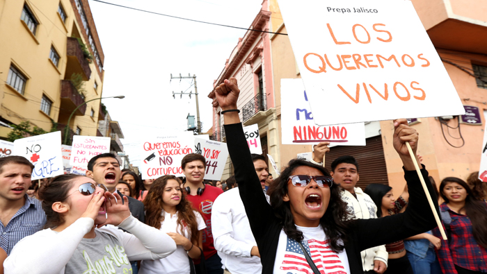 Los mexicanos exigen justicia y celeridad en las investigaciones del caso Ayotzinapa (Foto: EFE)