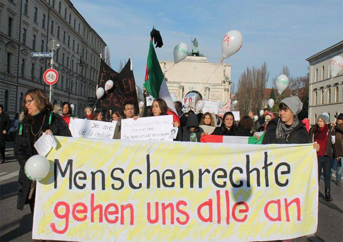 Por solidaridad con Ayotzinapa, alemanes rechazan posible acuerdo de seguridad con México (www.no-alacuerdo.de)