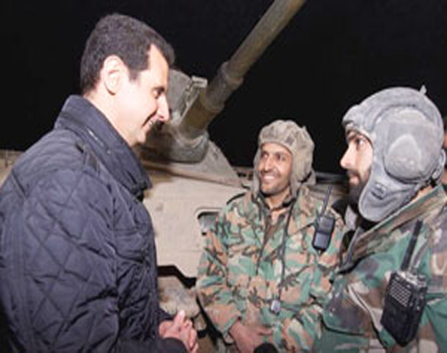 El mandatario sirio compartió con todos los funcionarios del Ejército en víspera del año nuevo