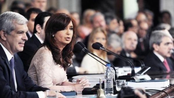 President Cristina Fernandez addresses Congress.
