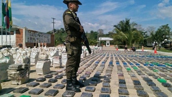 La Autodefensa Gaitanista es un grupo narcoparamilitar de Colombia que tiene por objetivo reconsolidar el paramilitarismo en la nación cafetalera. 