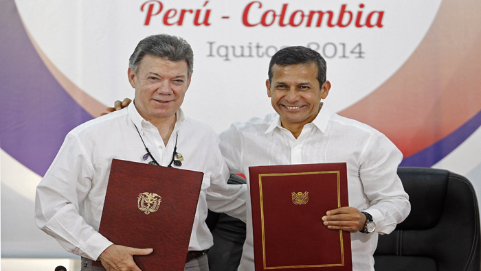 Santos y Humala firmaron los acuerdos desde Iquitos (noreste de Perú). Foto: Reuters.