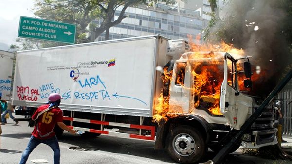 Los crímenes de odio "desarrollaron su caldo de cultivo violento en Venezuela entre abril y mayo", expresó el defensor del Pueblo, Tareck William Saab.