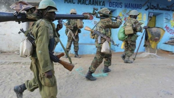 Auto  bomb in Mogadishu kills at least 5