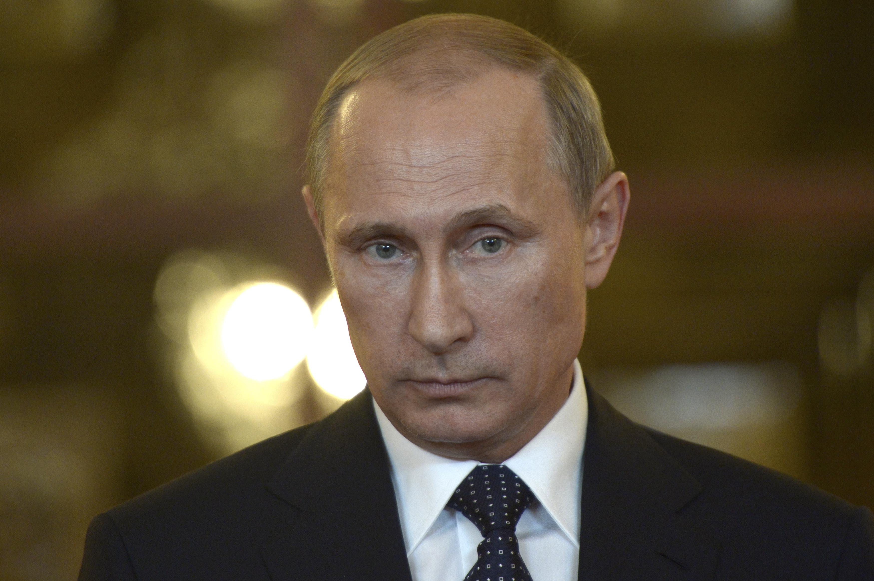 Al menos 95 ciudadanos rusos vinculados al Gobierno han sido sancionados. (Reuters)