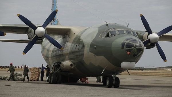 Avión del ALBA con ayuda humanitaria a Gaza hace primera escala