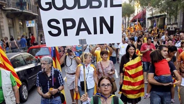 El presidente Mariano Rajoy, señaló que la decisión le corresponde a todos los españoles y no a una parte de ellos. (Foto: Archivo)