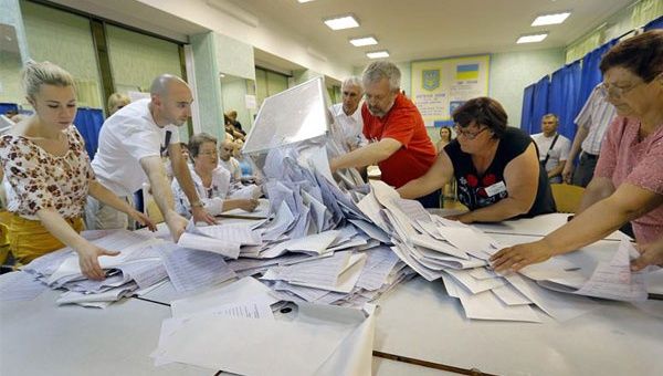 Participación electoral se ubica cercana al 60 por ciento de los votantes (Foto: EFE)