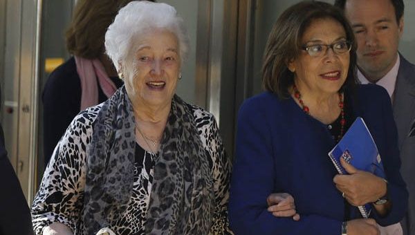 Teresa Álvarez de 93 años declaró ante la juez argentina María Servini y el juez español Fernando Andreu. (Foto: EFE)