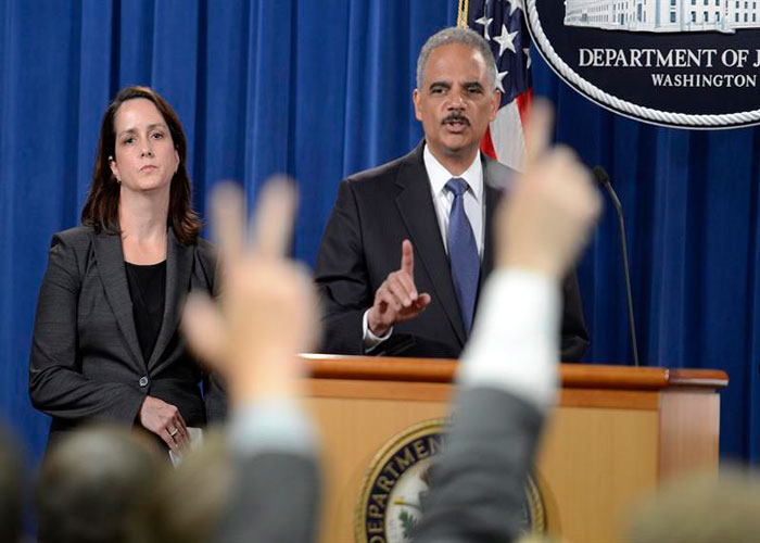 Holder dijo que Washington inició la investigación tras la muerte de Mike. (Foto: EFE)
