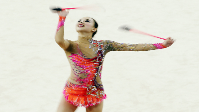 La surcoreana Yeon-jae se destacó en la gimnasia rítmica de los Juegos Asiáticos 2014. Reuters. 