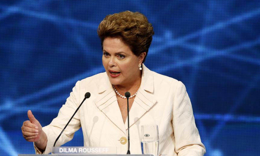 Dilma Rousseff se mantiene como favorita para los comicios presidenciales, con cerca del 40 por ciento, según los últimos sondeos. (Foto: Reuters)