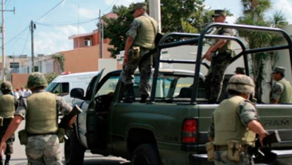 Fiscalía de México acusa a militares de asesinar a presuntos secuestradores en Tlatlaya. (Fuente: AFP)