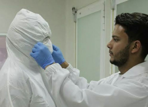 Mil 500 trajes de bioseguridad contra el virus ébola ya están en Venezuela (Foto: Min. Salud)