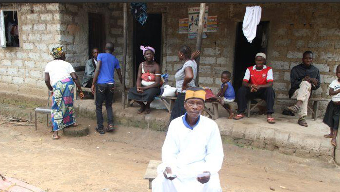 Impacto del ébola en Sierra Leona se debe a la pobreza palpable en condiciones de vida y en contratos leoninos del neoliberalismo postcolonial. (Foto: @oskarteleSUR)