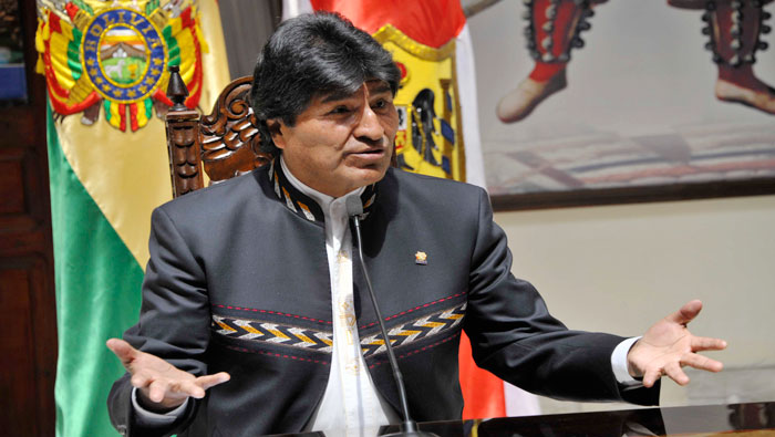 Morales expresó solidaridad a los familiares de los 43 normalistas. (Foto: ABI)
