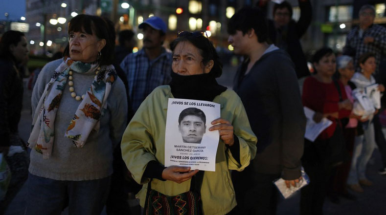 Las madres mexicanas sientes el dolor de la desaparición de estos 43 jóvenes.