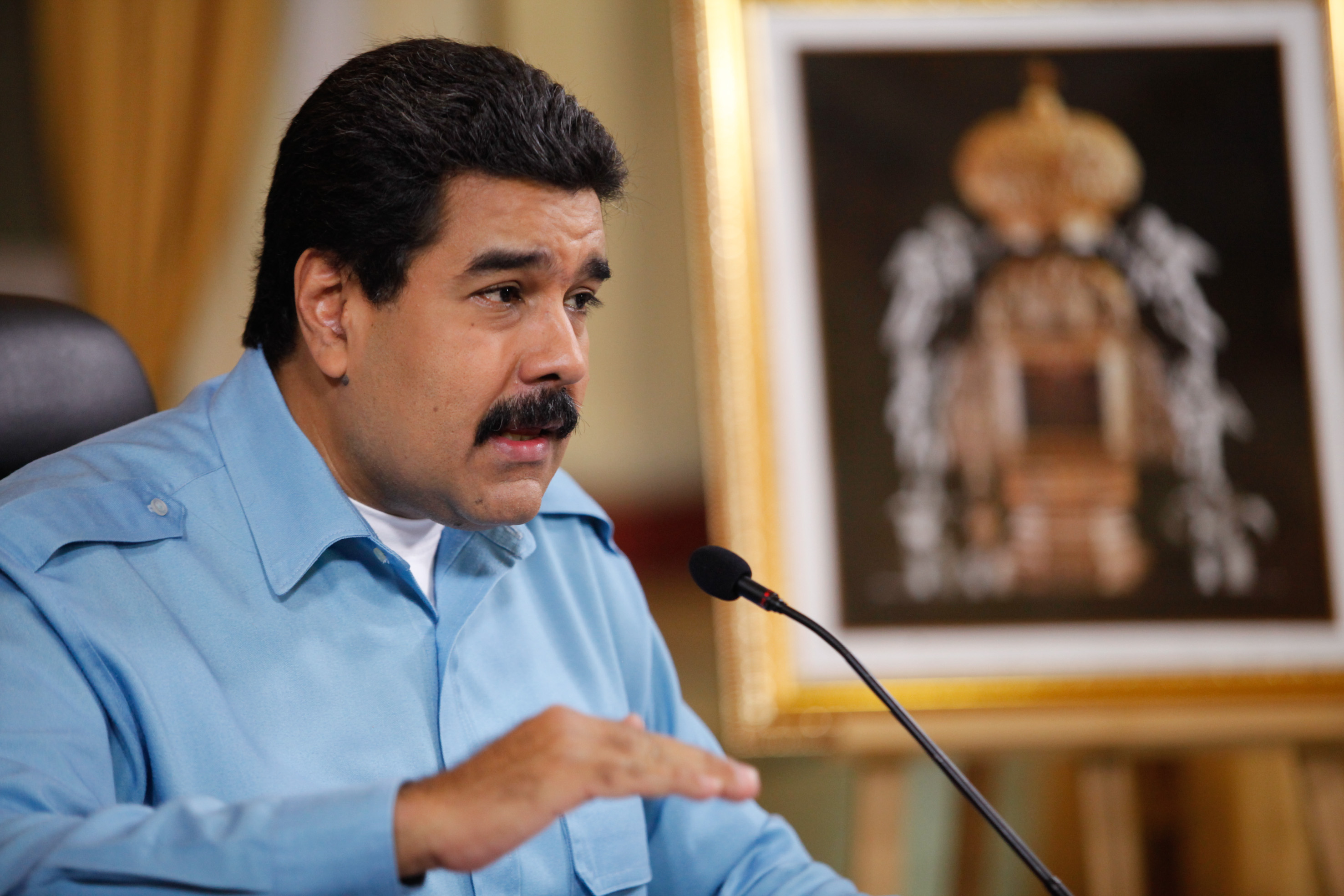 Nicolás Maduro firma 28 nuevas leyes para la economía de Venezuela