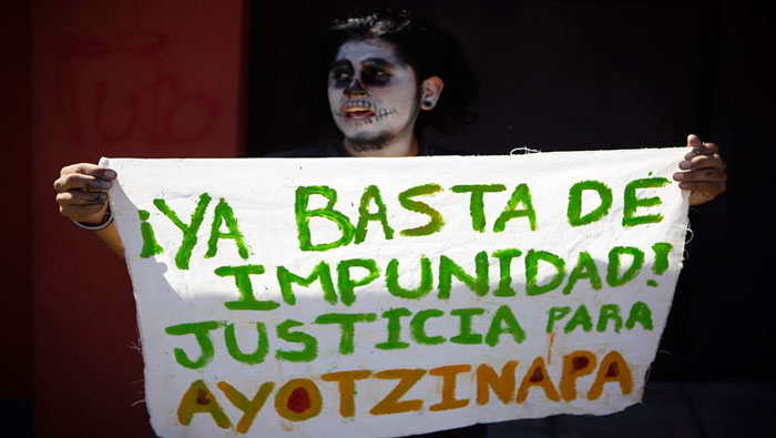 Jóvenes latinoamericanos piden justicia para Ayotzinapa (Foto:EFE)