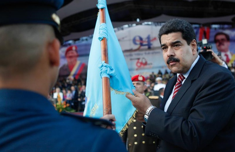 Presidente Maduro encabezó el acto y condecoró a la unidad