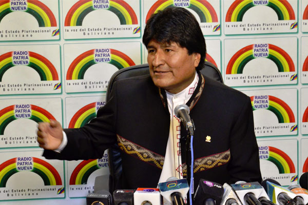 Morales reveló que el papa Francisco le pidió detalles sobre la demanda marítima de Bolivia por una salida al mar con soberanía.