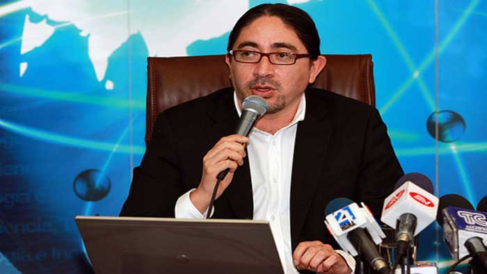 El titular de la Senescyt, René Ramírez, destacó la pronta expansión del programa educativo