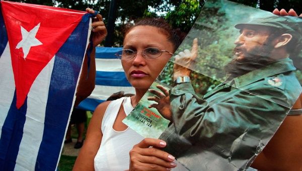 Para las mujeres cubanas, la felicitación de Raúl es sinónimo de compromiso y lucha
