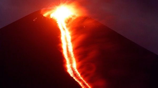 Resultado de imagen para erupciones de volcan