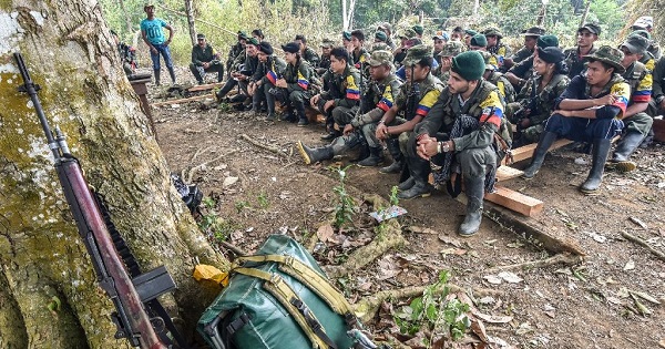 what is colombia doing to end the civil armed conflict