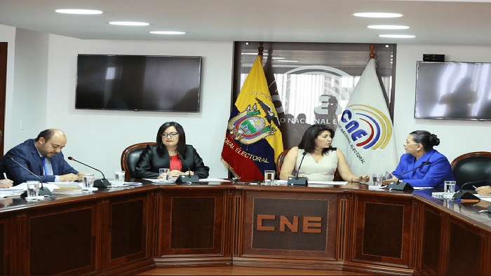 “Hablar de cifras oficiales el primer día está descartado”, apuntó la vicepresidenta del Consejo Nacional Electoral de Ecuador.