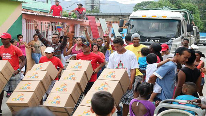 Cerca de 32.000 CLAP distribuyen semanalmente a las comunidades unas 60.000 toneladas de alimentos.