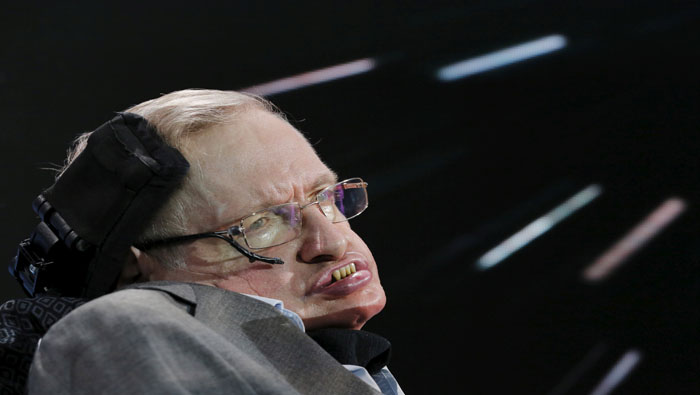 Stephen Hawking vivió hasta los 76 años, mientras los médicos no esperaban que pasara de los 23.