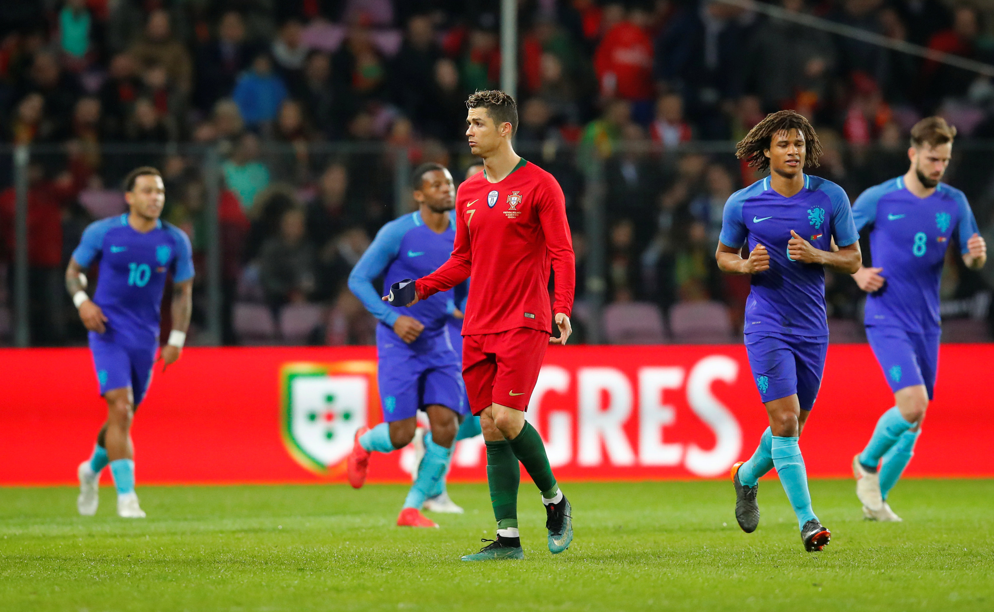 Cristiano Ronaldo no brilló en el encuentro y fue sustituido a los 68 minutos del compromiso.