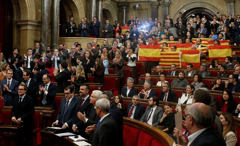 Líderes catalanes llamaron a defender el proceso independentista.