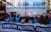 Argentina: Masiva marcha de docentes se toma Buenos Aires