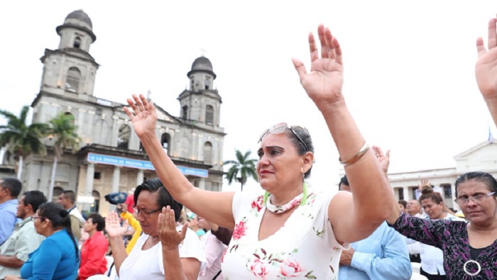 Los nicaragüenses piden que retorne la paz a su país y que cesen los actos vandálicos que llevan más de 50 días.