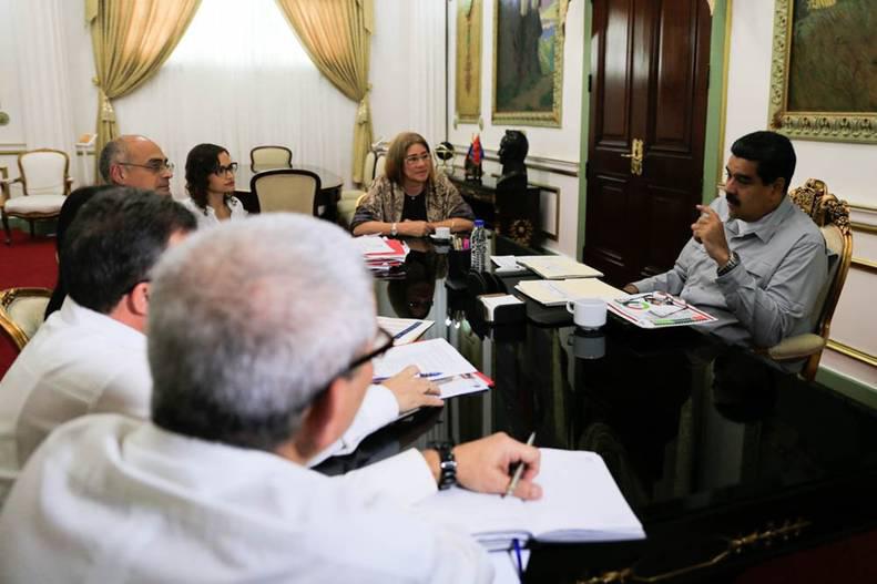 “Vamos a ir todos los días recibiendo propuestas, estudiando y encontrando soluciones a las necesidades del pueblo”, afirmó el mandatario venezolano.