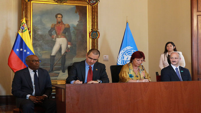 La delegación del Gobierno venezolano, encabezada por el canciller Arreaza, suscribió un acuerdo de 32 millones de dólares con Unicef.