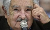 "Tampoco creerse que cuando triunfamos tocamos el cielo con las manos y que hemos llegado a un mundo maravilloso", dijo Mujica luego de conocerse los resultados de la votación de este domingo en Brasil. 