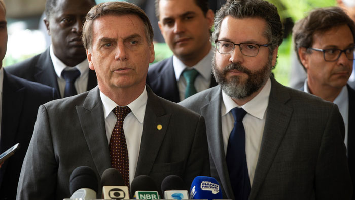 Bolsonaro aseguró que escogió a Araújo como su canciller por su experiencia como diplomático durante 29 años y por ser un 