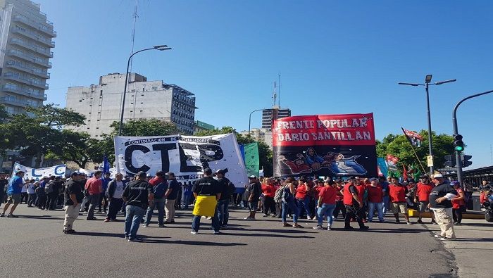De acuerdo con los sindicatos, el Gobierno argentino exprime al pueblo con la intención de ahorrarse unos 470 millones de pesos.
