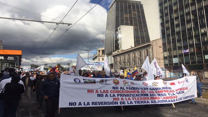 Sectores de la población ecuatoriana también iniciaron un paro nacional contra las políticas gubernamentales en el ámbito público.