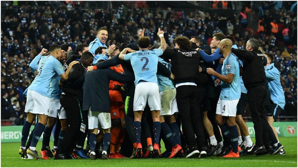 El City obtiene su segundo título de la temporada, tras la obtención de la Supercopa inglesa en agosto.