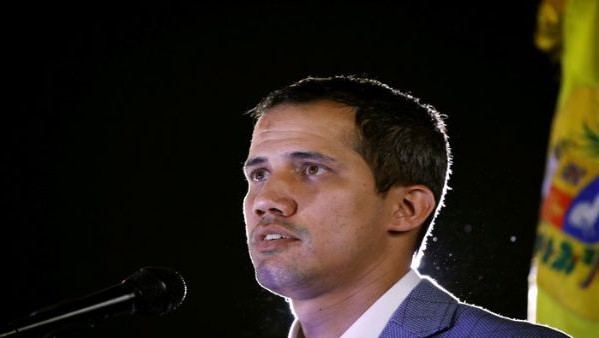 La inhabilitación a Guaidó es por un fraude fiscal al no declarar más de 310 millones de bolívares en viajes.